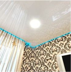 Бликуют, отражают