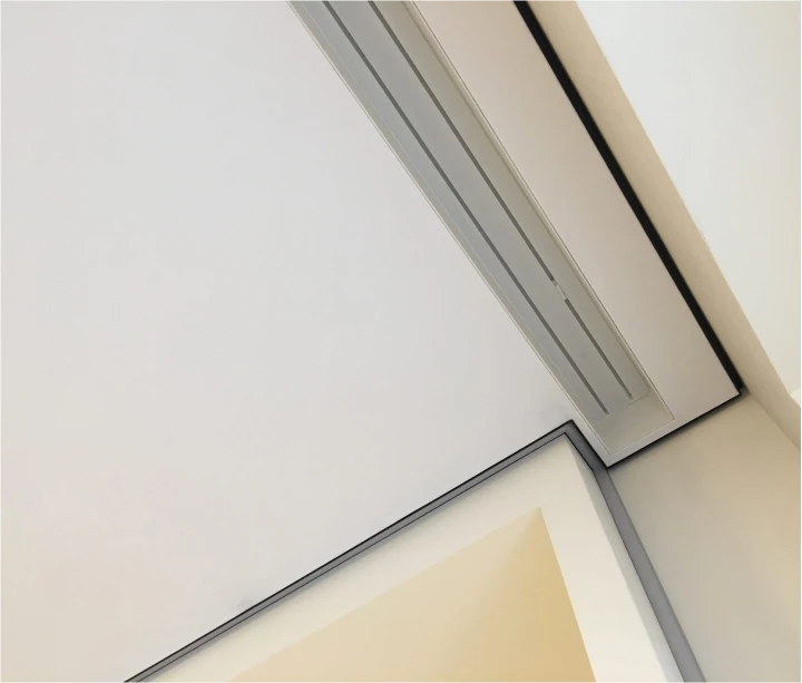 Встроенный карниз