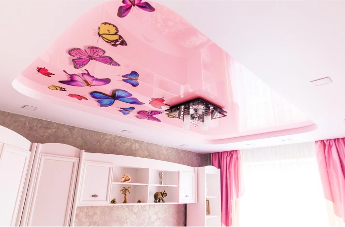 Натяжной потолок в детской 1
