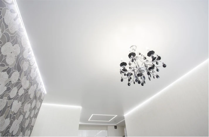 Сатиновый натяжной потолок 5