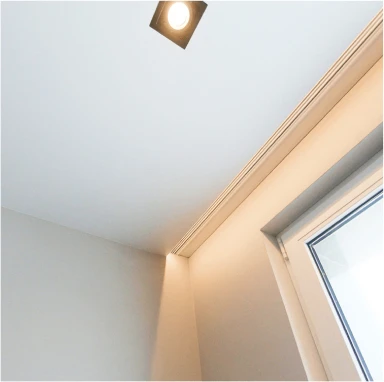 Пример установленного бесщелевого потолка 4053