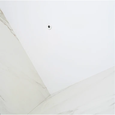 Пример установленного бесщелевого потолка 4055