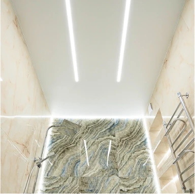 Пример световых линий flexy на натяжном потолке 4109