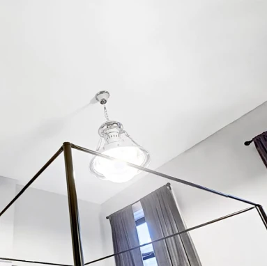 Тканевый натяжной потолок, установленный РумЭксперт 4282