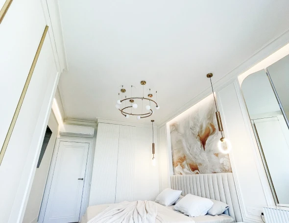 Белый матовый натяжной потолок 0