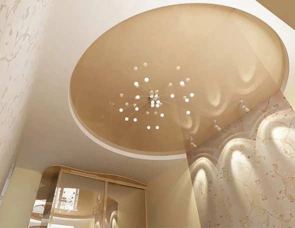 Бежевый натяжной потолок 3