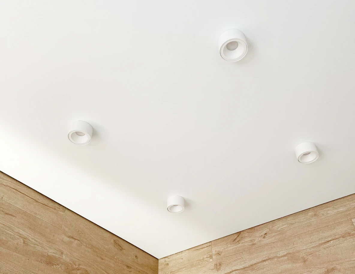 Тканевый натяжной потолок в ванной 1