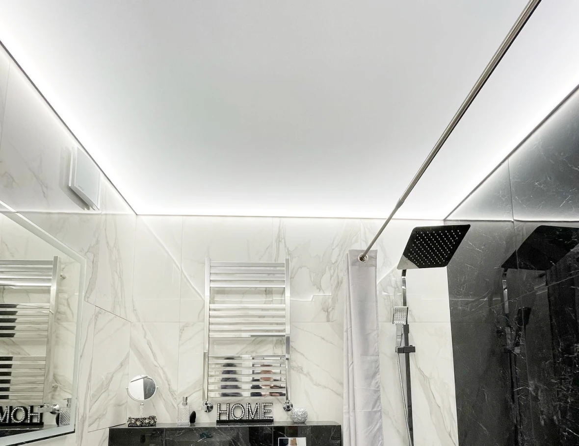 Маленький натяжной потолок 2