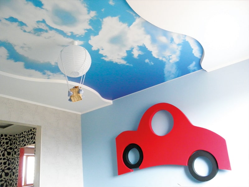 Натяжные потолки с облаками 4