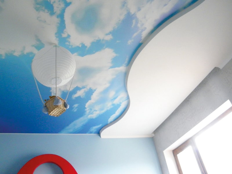 Натяжные потолки с облаками 5
