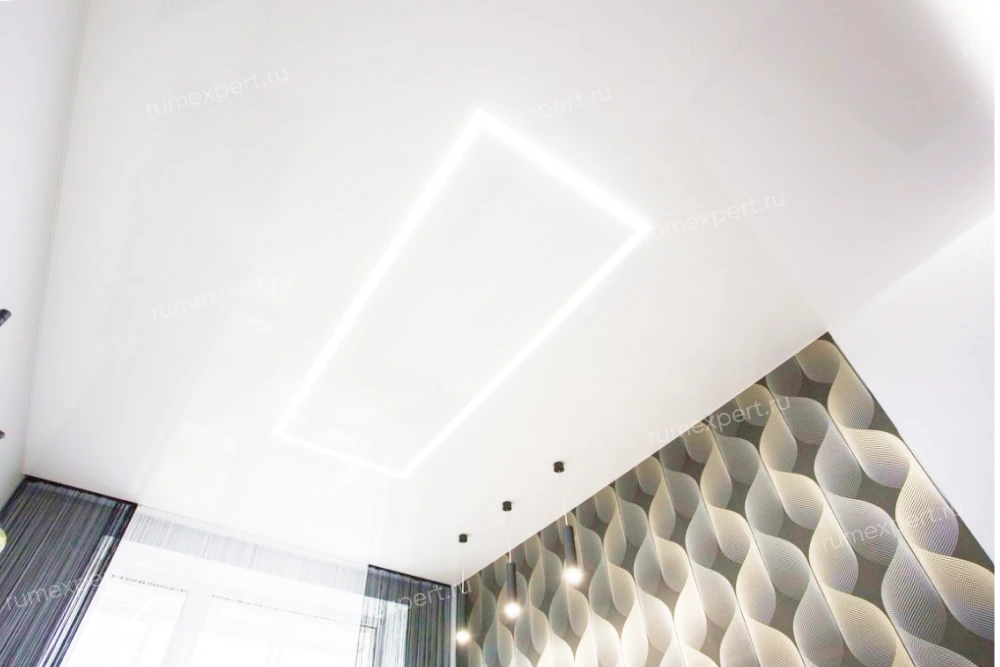 Глянцевые натяжные потолки 1