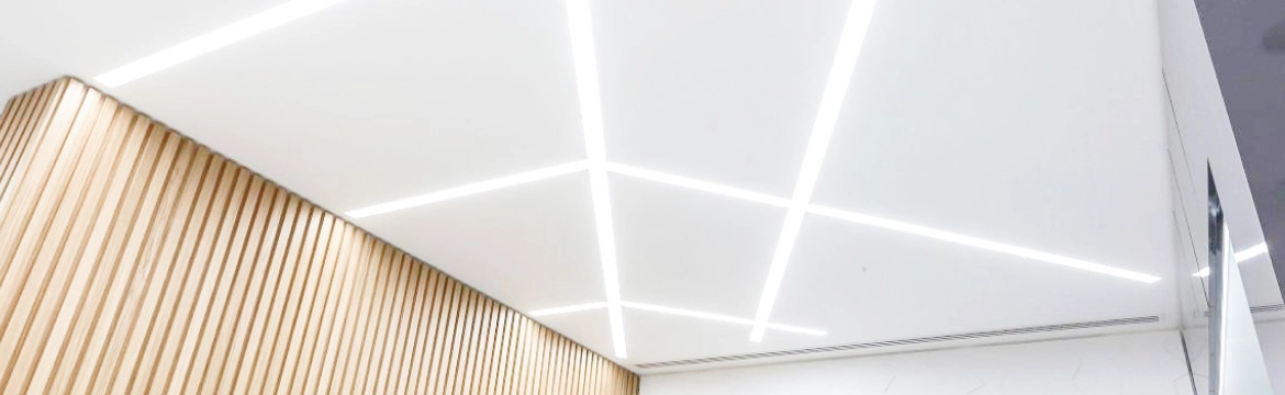 Натяжные потолки с подсветкой