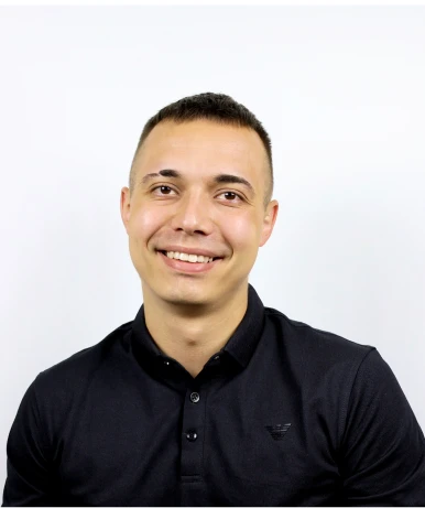 Директор по развитию